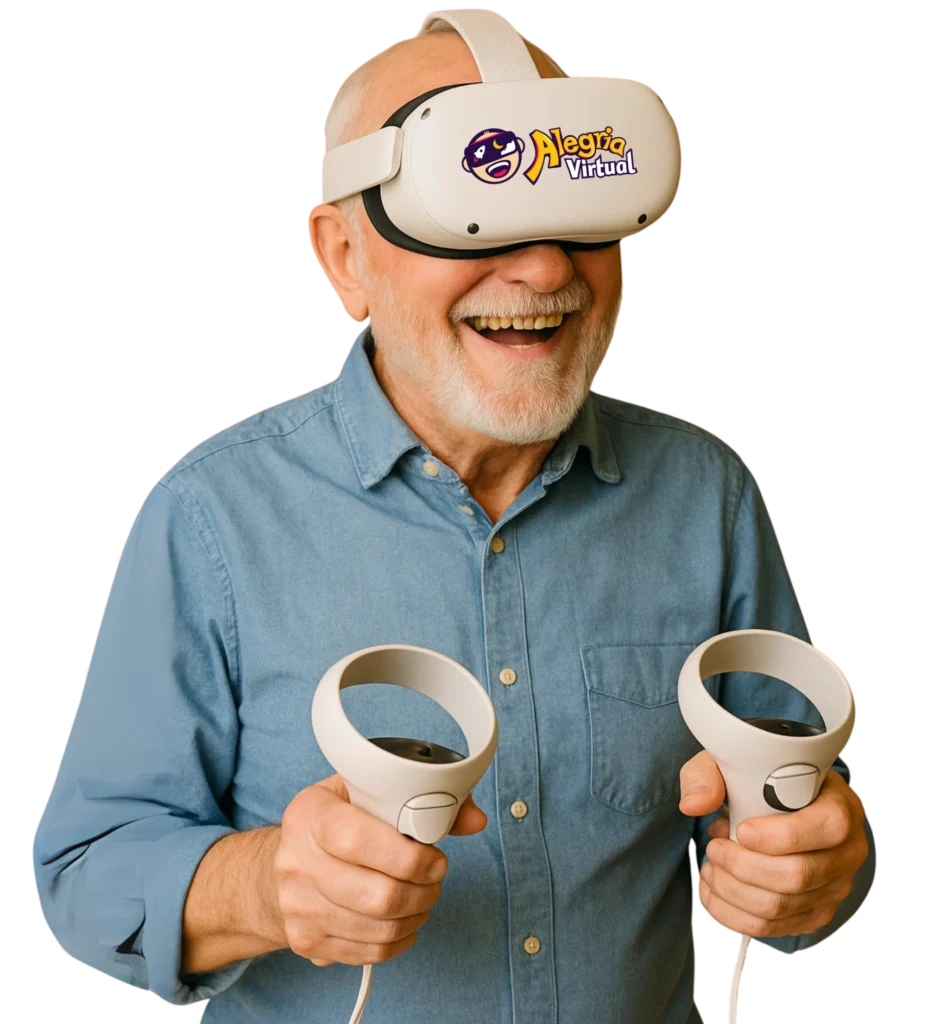 Idoso sorridente utilizando óculos de Realidade Virtual com controle nas mãos em ação terapêutica.