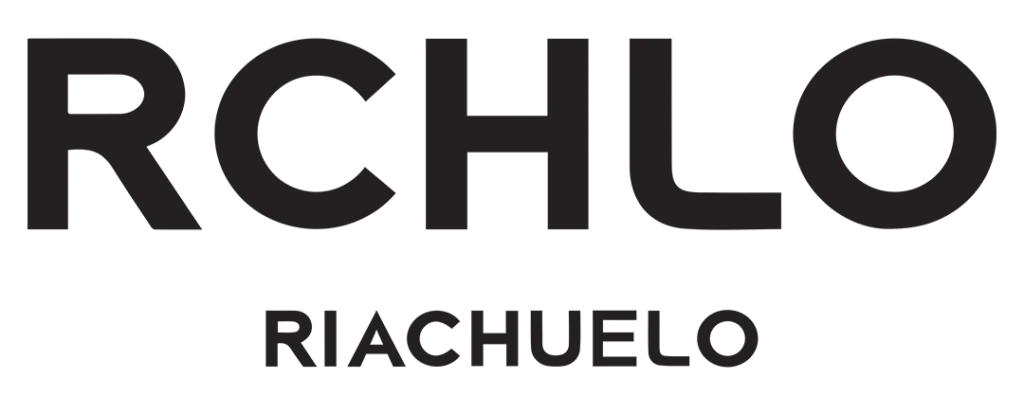 Logo da Riachuelo (RCHLO) em preto com fundo transparente