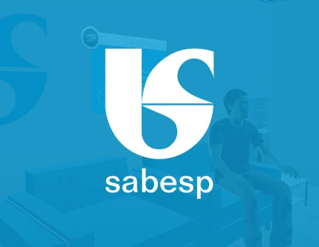 Miniatura do game em realidade virtual desenvolvido para a Sabesp, com logotipo branco centralizado sobre fundo azul.