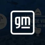 Miniatura do vídeo 360° da GM (General Motors), com fundo escuro e logotipo branco em destaque.