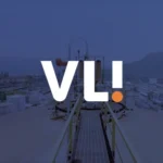 Miniatura do vídeo 360° da VLI, com logotipo branco em destaque sobre fundo azul translúcido e estrutura ferroviária ao fundo.